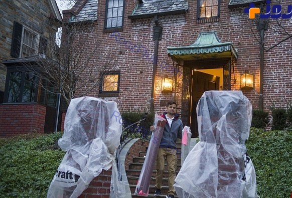 اثاث کشی باراک اوباما به منزل جدیدش +تصاویر