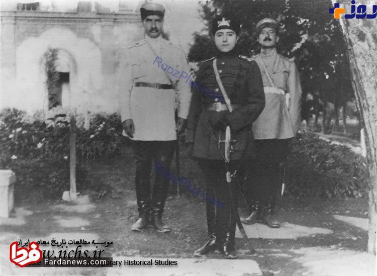عکسی دیده نشده از آخرین شاه قاجار و شاه پهلوی