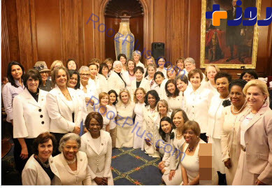 لباس سفید زنان دموکرات در سخنرانی ترامپ نشانه چه بود؟
