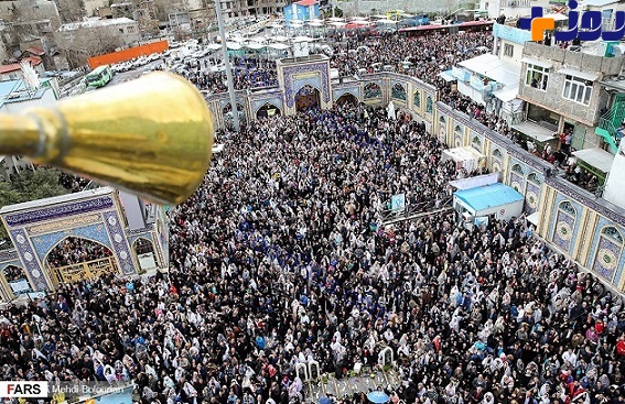 عکس/ تحویل سال نو در امام‌زاده صالح(ع) تجریش