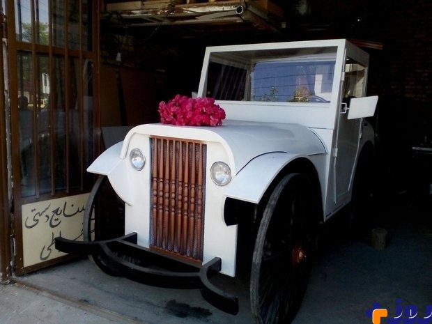 ساخت ماشین عروس متفاوت توسط یک شاعر! +عکس