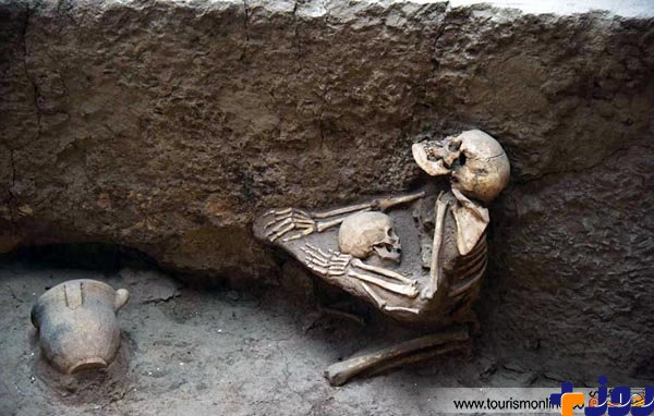 مادری که 4 هزار سال است فرزندش را در آغوش دارد! /عکس
