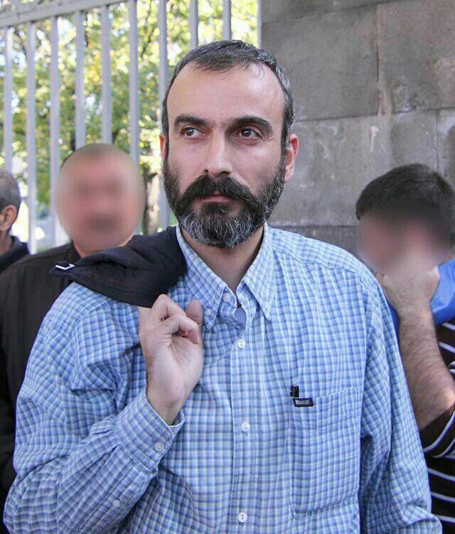 فردی که کودتاچیان ارمنستان درخواست آزادی او را دارند + عکس
