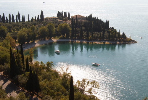 دریاچه گاردا بزرگترین دریاچه در ایتالیا + عکس