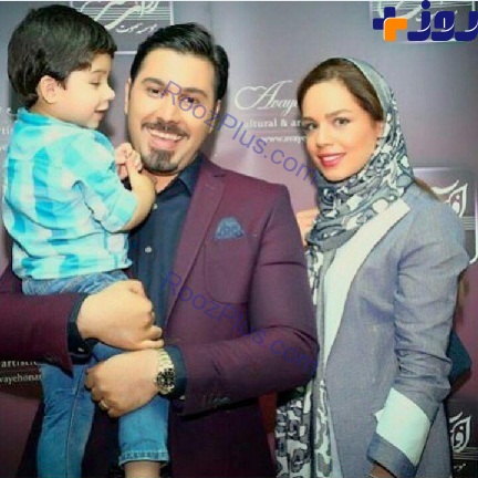 خوشحالی خواننده مشهور ایرانی در کنار همسر و فرزندش!