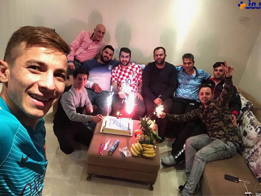 عکس/ سلفی فرشاد احمدزاده در یک جشن تولد