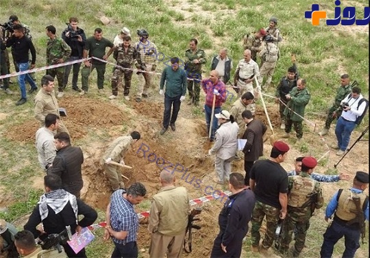 افشای یک گوردسته جمعی توسط یک عضو بازداشت شده داعش +تصاویر
