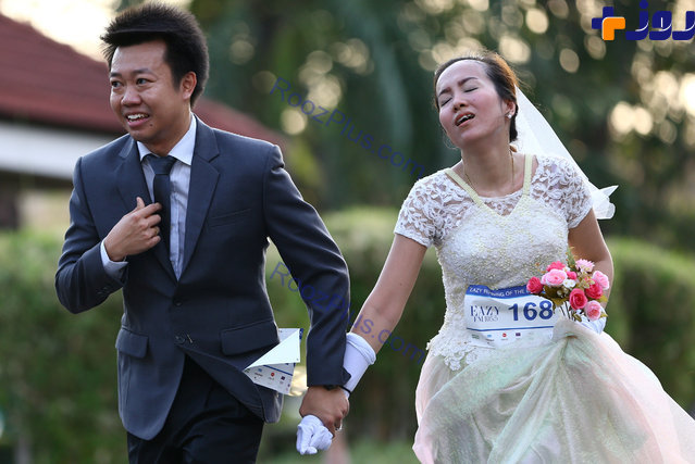 مسابقه عجیب دو ماراتن عروس و دامادهای تایلندی +تصاویر