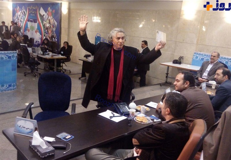 بازیگر سینما و تلویزیون در انتخابات ریاست‌جمهوری ثبت‌نام کرد+ عکس