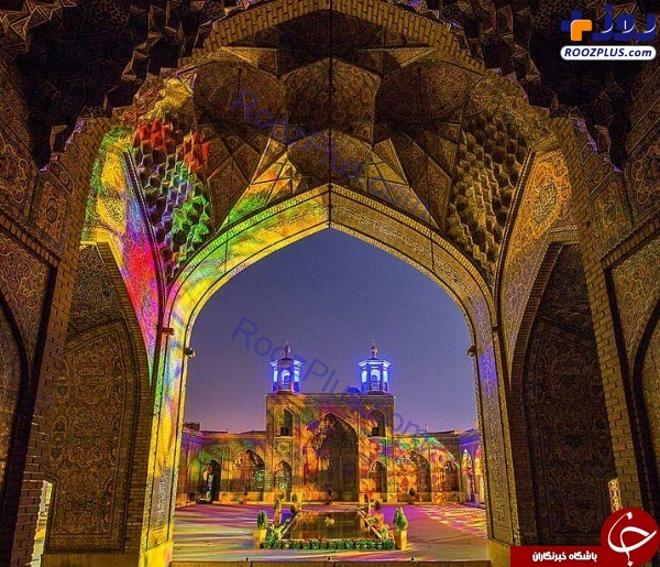 مسجدی بی نظیر با دنیایی از رنگ و زیبایی +تصاویر