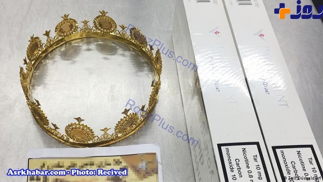 تاج طلا در کوله‌پشتی مسافر ایرانی کشف شد! +عکس