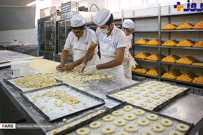 طبخ و فروش زولبیا و بامیه در ماه مبارک رمضان +تصاویر