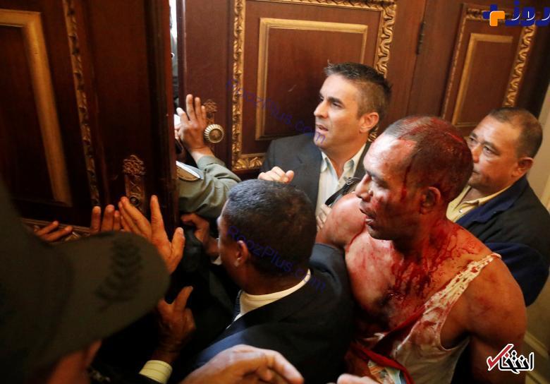 حمله خونین هواداران دولت به مجلس ونزوئلا +تصاویر