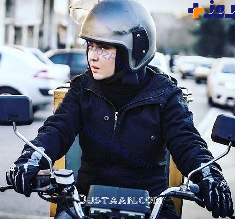 موتورسواری نیکی کریمی در خیابان های تهران+ عکس
