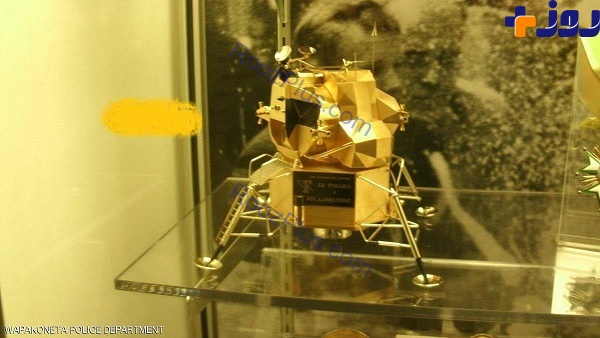 ماکت طلایی یک سفینه فضایی از موزه به سرقت رفت+ عکس
