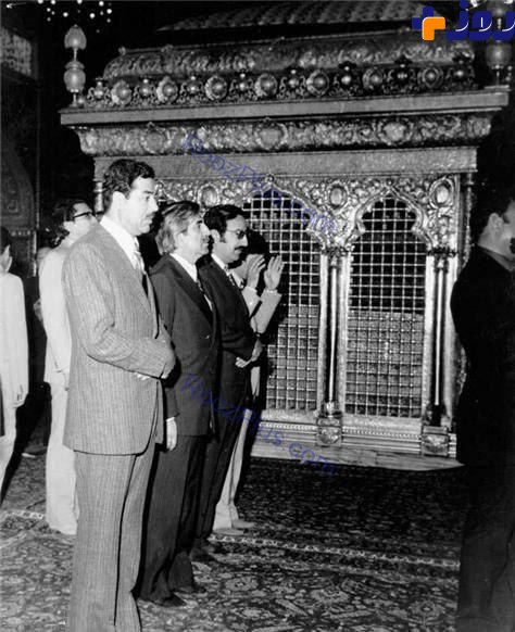 تصویر دیده نشده صدام در حرم امام رضا (ع)
