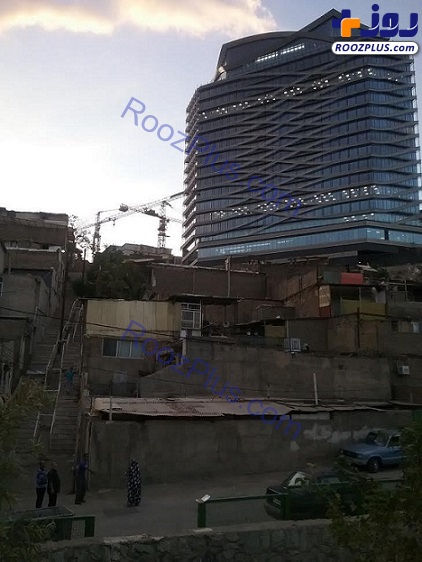 همسایگی کاخ و کوخ در یکی از گرانترین محلات تهران