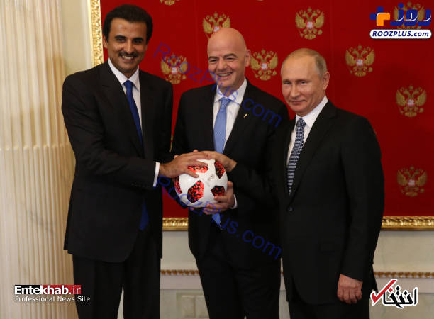 امیر قطر نماد جام جهانی ۲۰۲۲ را از پوتین و اینفانتینو تحویل گرفت +تصاویر