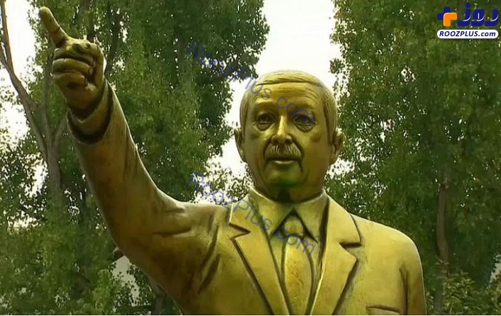 عکس/ نصب مجسمه طلایی اردوغان در آلمان جنجال به پا کرد