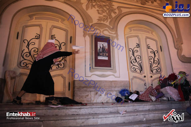 اعتراض دلقک‌ها به سفر ولیعهد عربستان به تونس +تصاویر