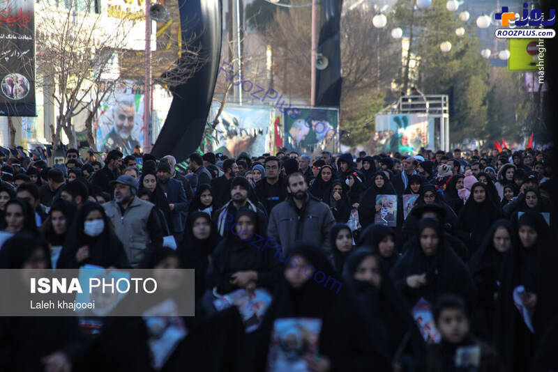 میدان آزادی شهر کرمان مملو از جمعیت عزادار+عکس