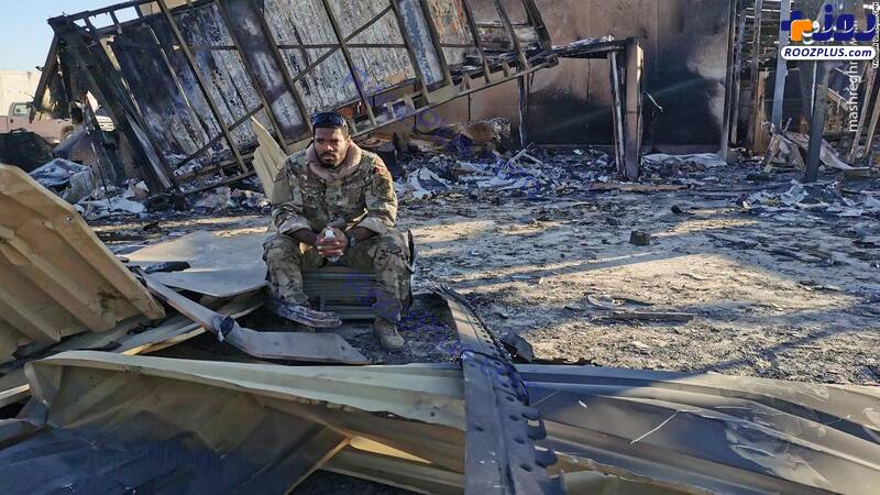 چهره سرباز آمریکایی روی ویرانه های پایگاه عین الاسد +عکس