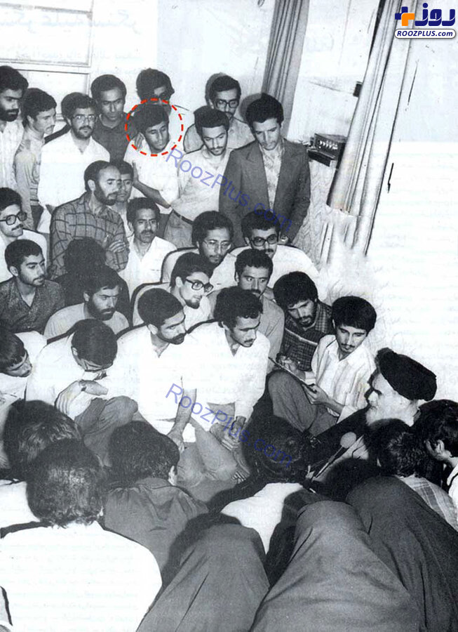 تصویر کمتر دیده‌شده از دیدار احمدی‌نژاد با امام (ره) در بهمن ۵۷