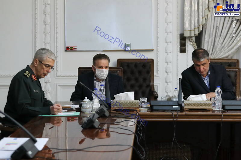 مسئولین با ماسک در جلسه ستاد ملی مبارزه با کرونا/عکس