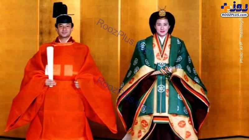 امپراتور ژاپن رسما کناره‌گیری کرد +عکس