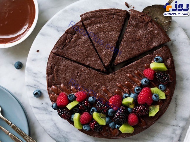 کیک شکلاتی بدون آرد و گلوتن + دستور تهیه