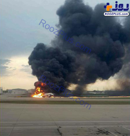 هواپیمای سوخوی روسیه در آسمان آتش گرفت/۱۳ مسافر کشته شدند