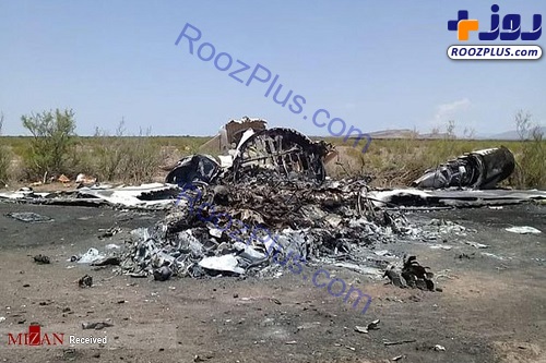 سقوط هواپیمای مسافربری در مکزیک +عکس