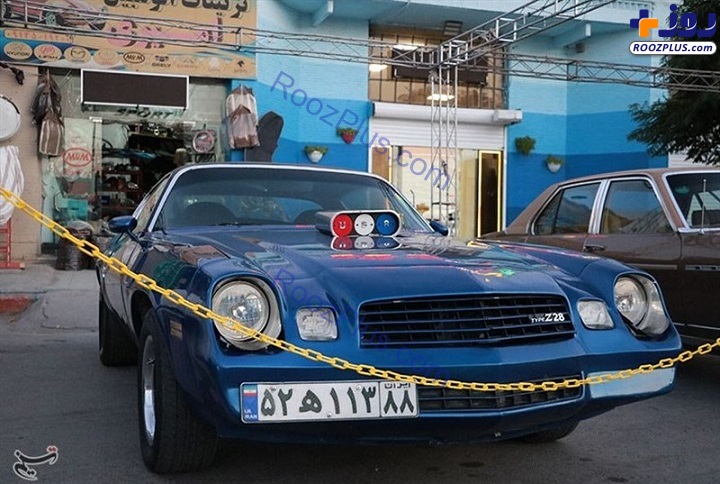 نمایشگاه بزرگ خودروهای کلاسیک در کرمان به روایت تصویر