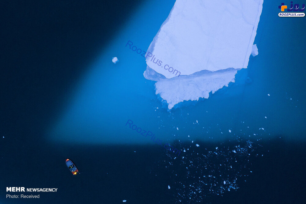 آب شدن یخ های گرینلند‎ +عكس