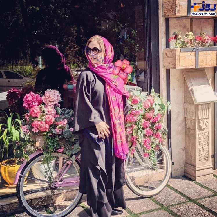 شبنم قلی‌خانی در جوار گل‌ها +عکس