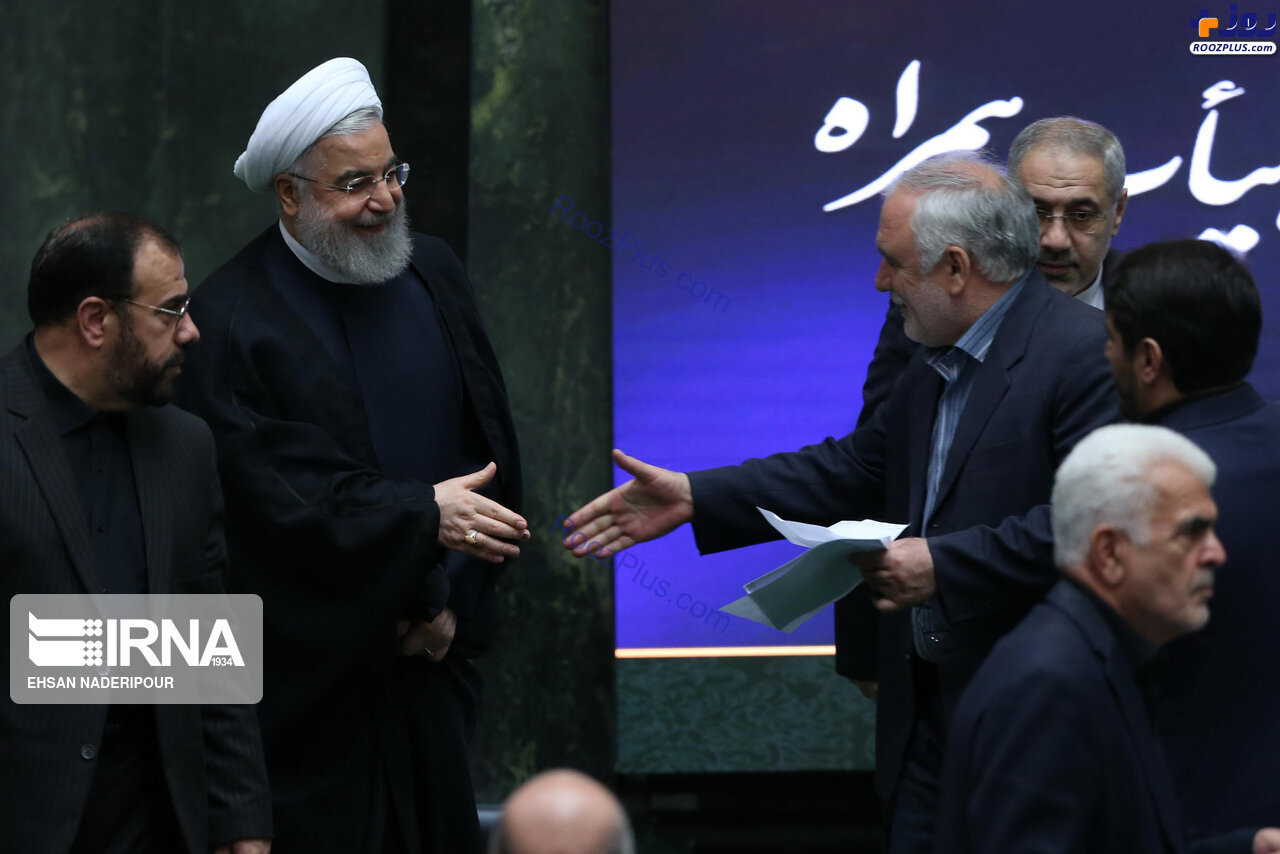 عکس/ خوش و بش روحانی با نمایندگان مجلس