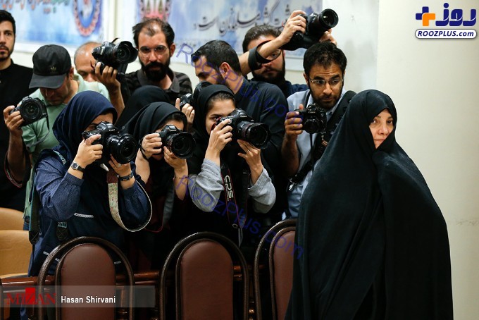 موقعیت سخت دختر وزیر در دادگاه مقابل لنزهای دوربین +عکس