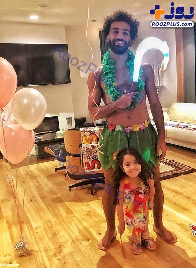پوشش عجیب فوتبالیست معروف در جشن تولد دخترش +عکس