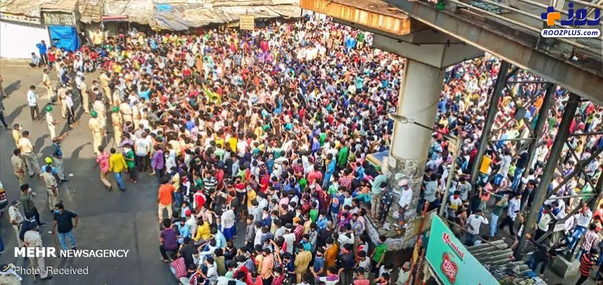 اعتراض هزاران کارگر هندی به تمدید مدت قرنطینه/عکس