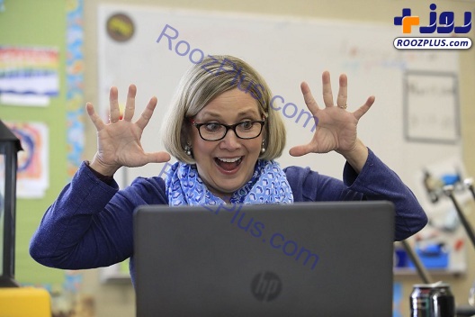 ابراز احساسات عجیب خا‌نم معلم در هنگام تدریس آنلاین+عکس