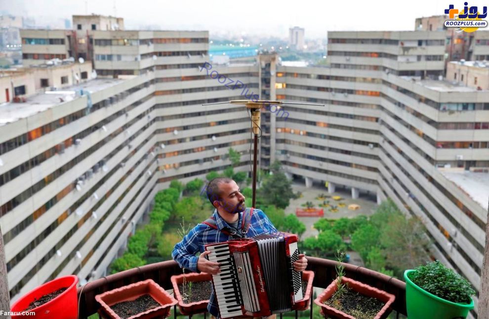 عکس/روزهای قرنطینه؛ پرواز موسیقی از فراز بام‌های تهران
