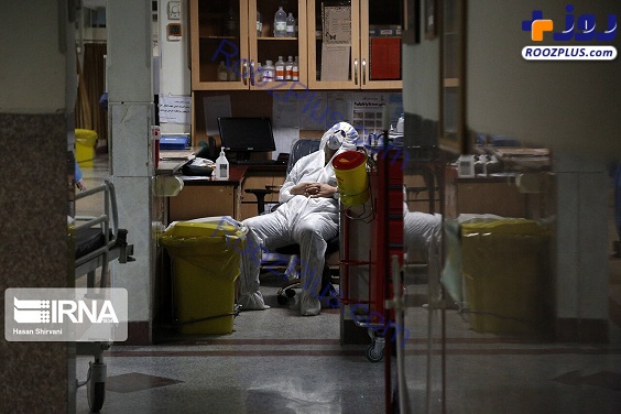تصاویر/ استراحت پرستاران بخش کرونا در بیمارستان