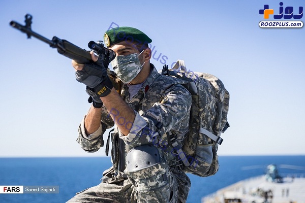 تکاوران نیروی دریایی ارتش بر روی ناوبندر مکران +عکس