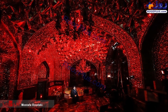 عکس/ آیت الله رئیسی در مراسم احیاء در امامزاده صالح (ع) تهران