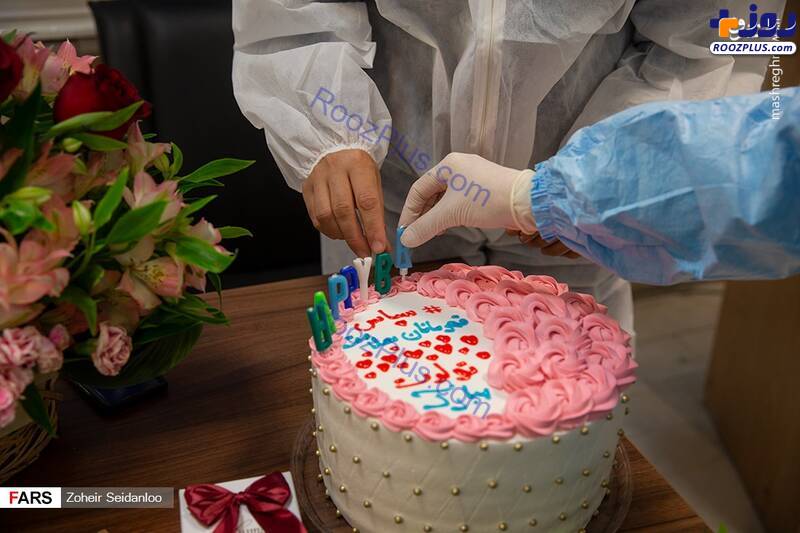 جشن تولد پرستاران بخش کرونایی بیمارستان تجریش/عکس