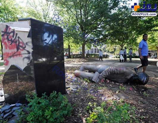 حمله تظاهرات‌کنندگان آمریکایی به مجسمه‌ ها +عکس