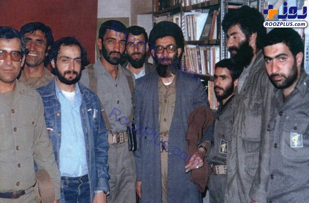 عکسی کمتر دیده شده از حاج احمد متوسلیان در کنار رهبری