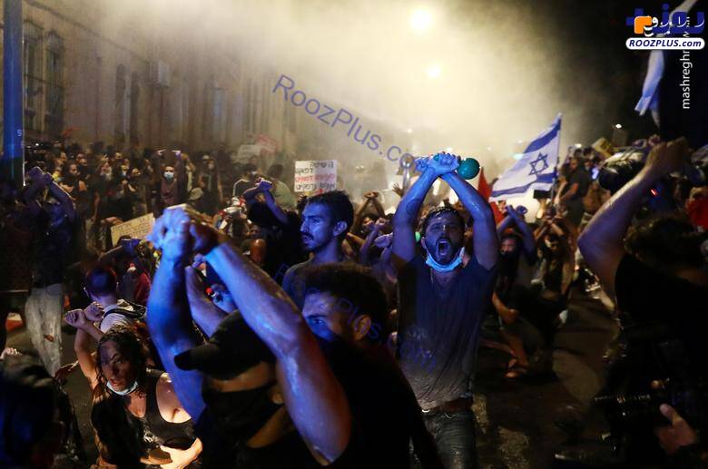 تظاهرات شبانه علیه نتانیاهو در سرزمین‌های اشغالی/تصاویر