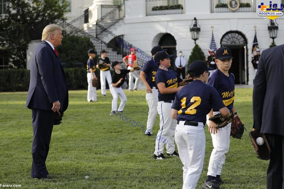 ترامپ در کاخ سفید بیسبال بازی کرد +عکس