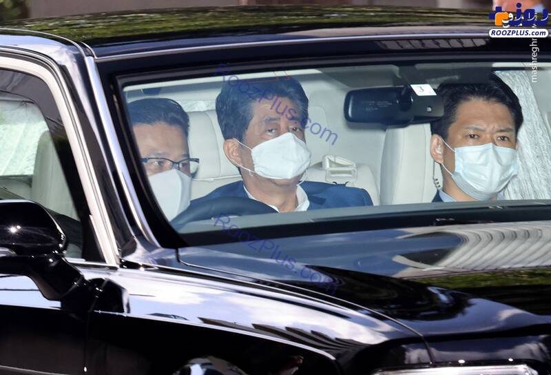 انتقال نخست وزیر ژاپن به بیمارستان +عکس